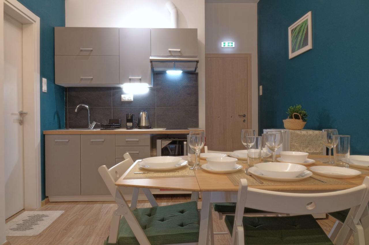 You & Me Cozy Apartments By Zain Atény Exteriér fotografie